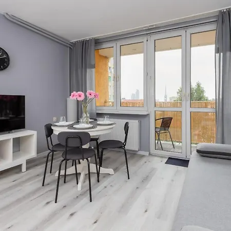 Family With Balcony In By Renters Гдыня